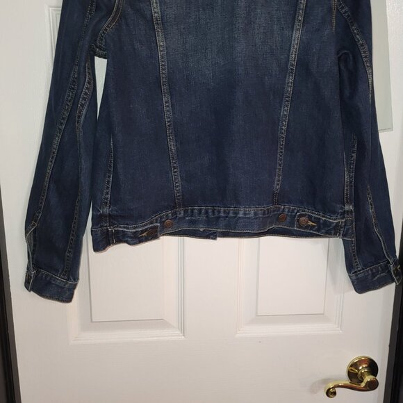 Bill Blass Trucker Jean Jacket, Medium Blue, size Med - Picture 3 of 14